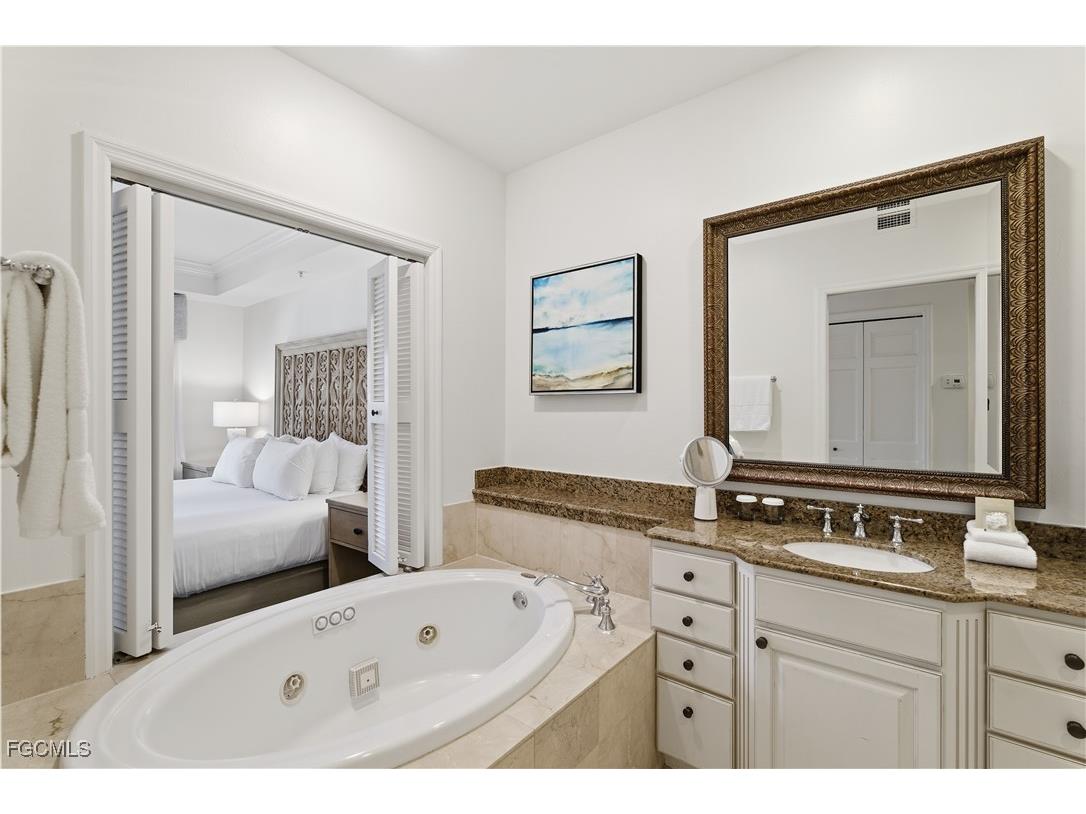 221 9th Street S #405 Naples FL 34102 2026001832 image10