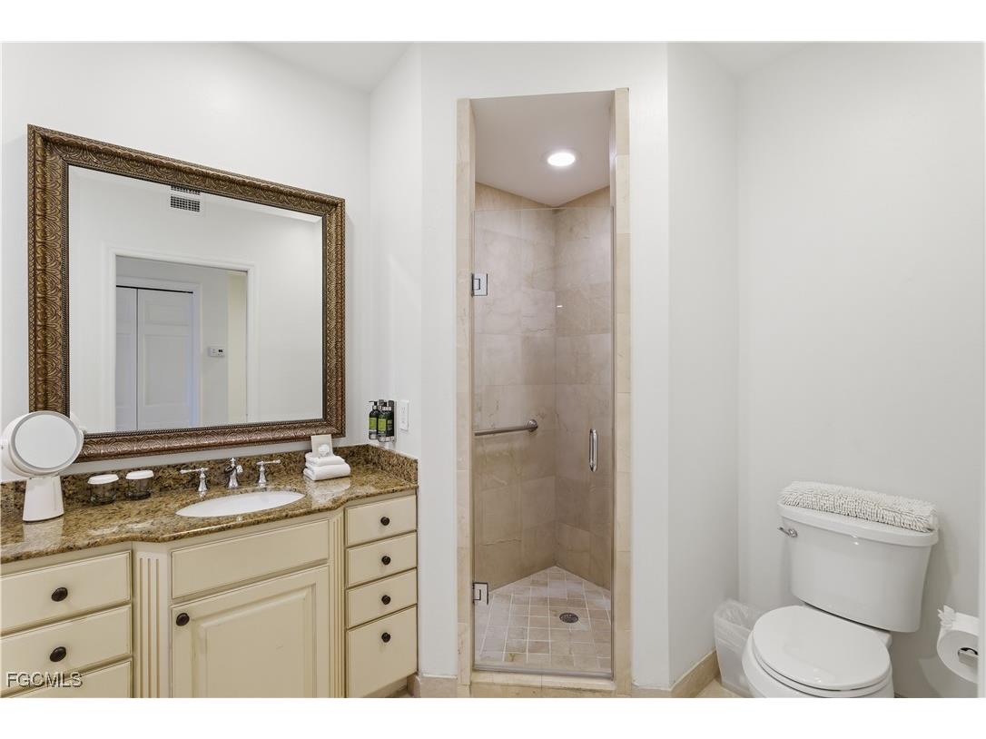 221 9th Street S #405 Naples FL 34102 2026001832 image11