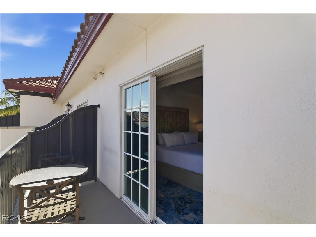 221 9th Street S #405 Naples FL 34102 2026001832 image14