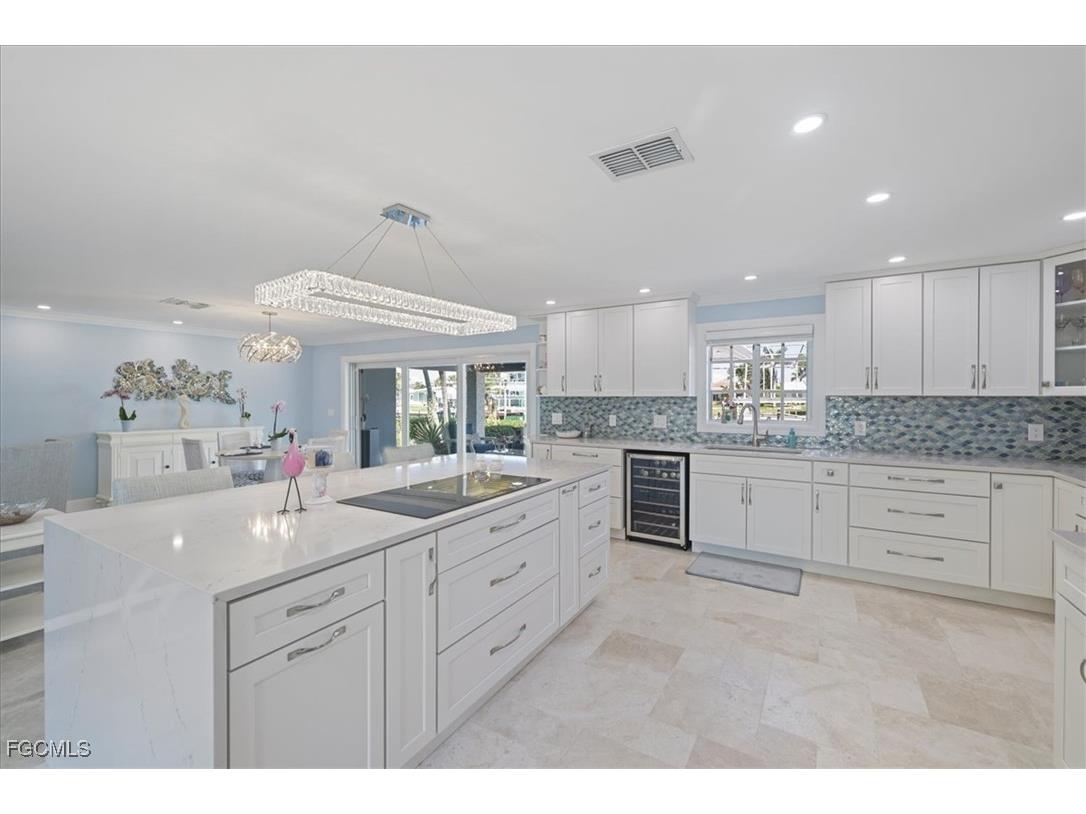 221 Albatross Street Fort Myers Beach FL 33931 2025001436 image12