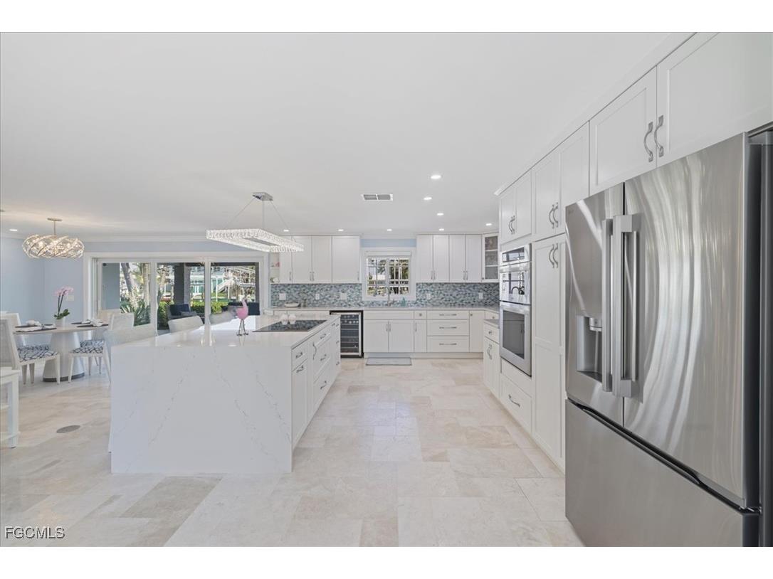 221 Albatross Street Fort Myers Beach FL 33931 2025001436 image13