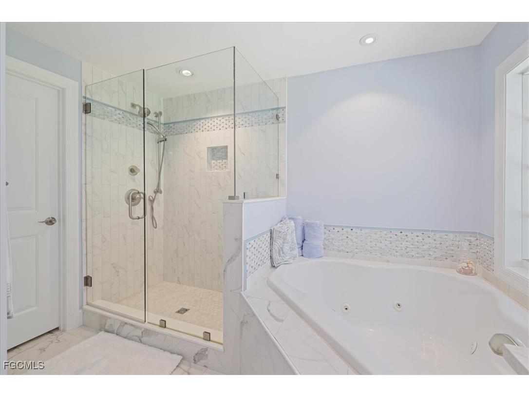 221 Albatross Street Fort Myers Beach FL 33931 2025001436 image21