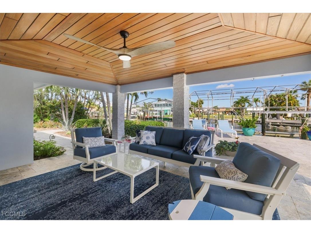 221 Albatross Street Fort Myers Beach FL 33931 2025001436 image31