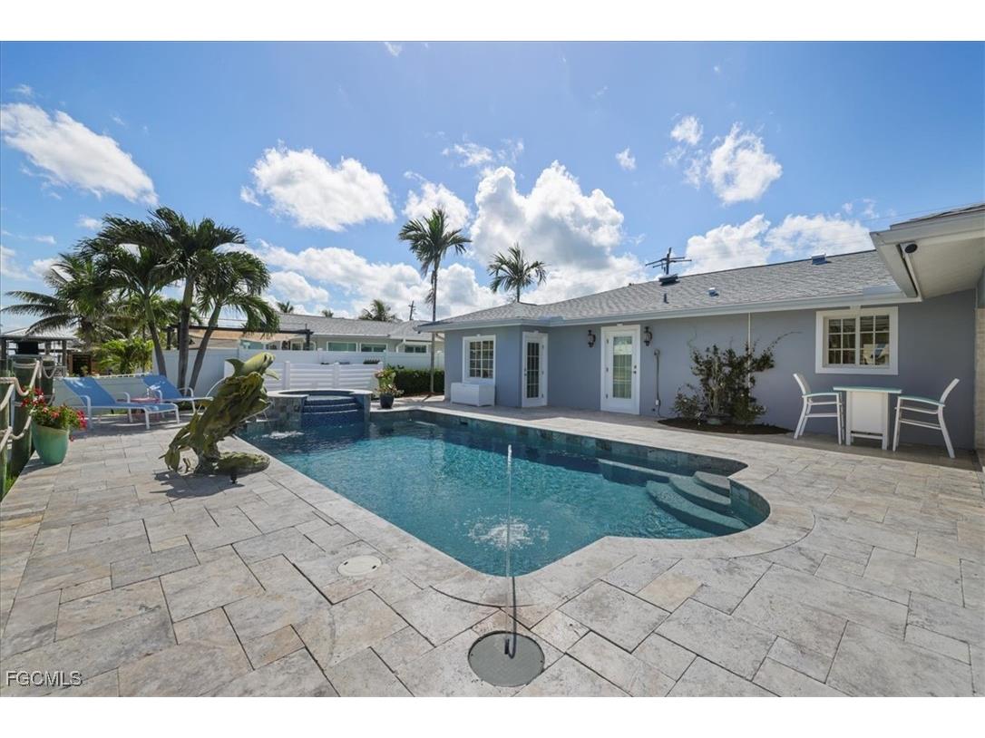 221 Albatross Street Fort Myers Beach FL 33931 2025001436 image34