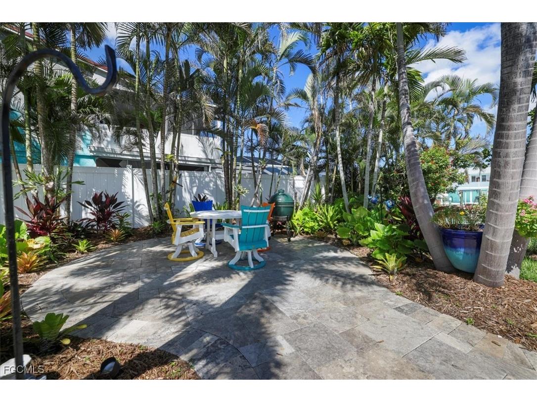 221 Albatross Street Fort Myers Beach FL 33931 2025001436 image40