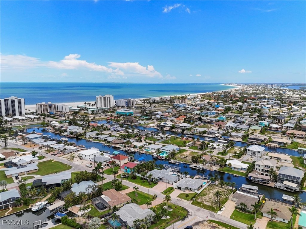 221 Albatross Street Fort Myers Beach FL 33931 2025001436 image46