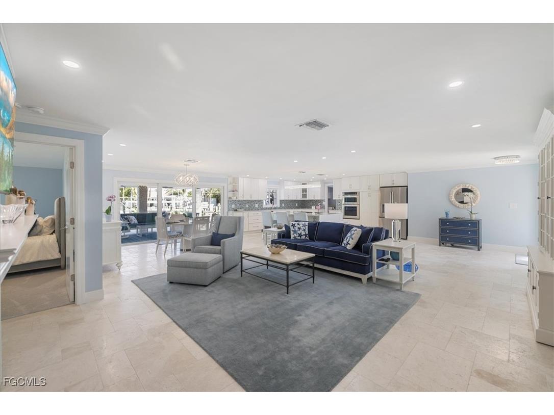 221 Albatross Street Fort Myers Beach FL 33931 2025001436 image7