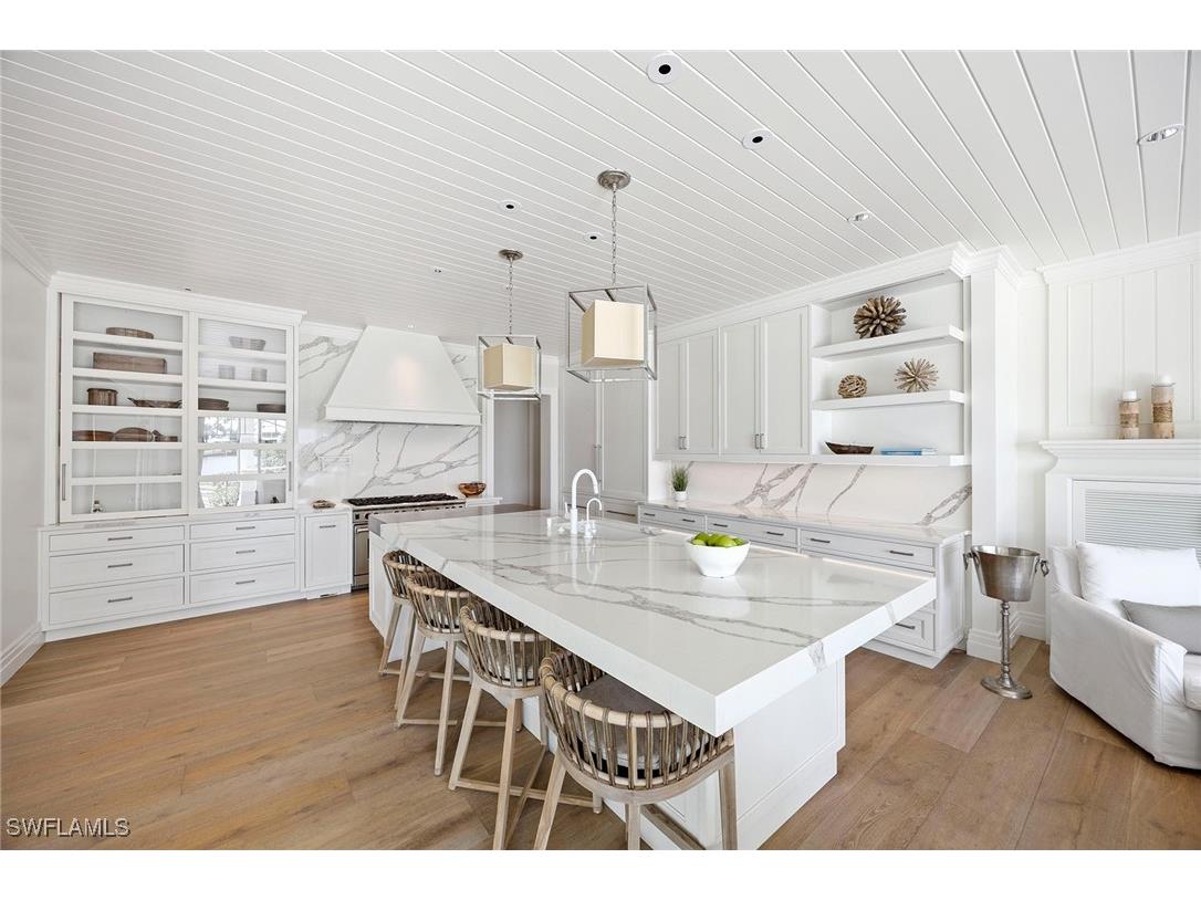 221 Aqua Court Naples FL 34102 225070603 image11