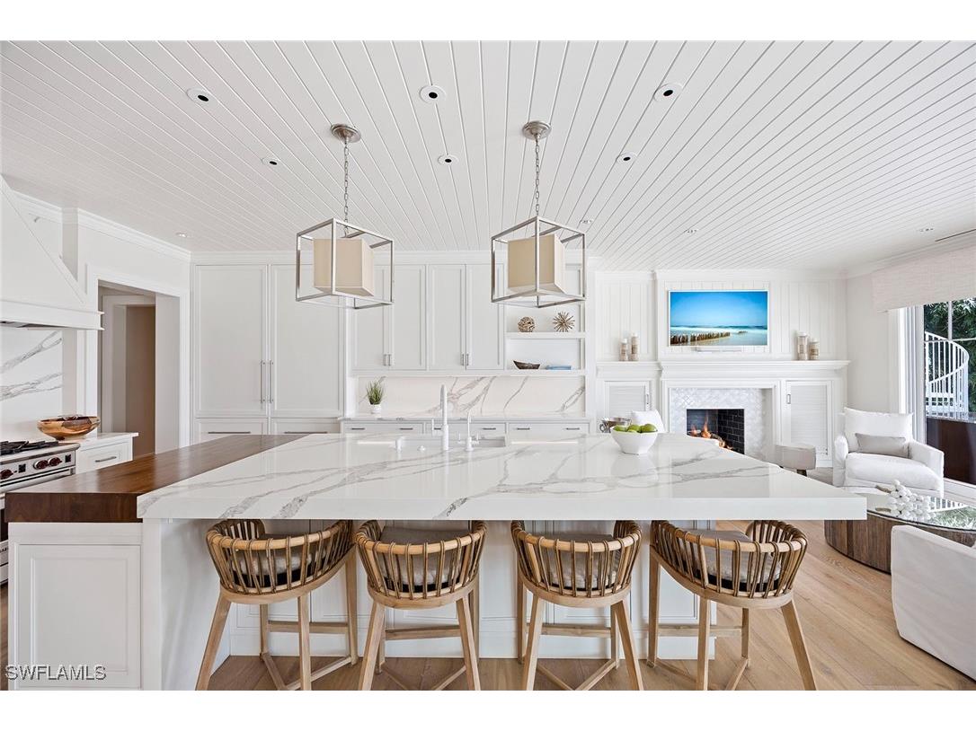 221 Aqua Court Naples FL 34102 225070603 image12