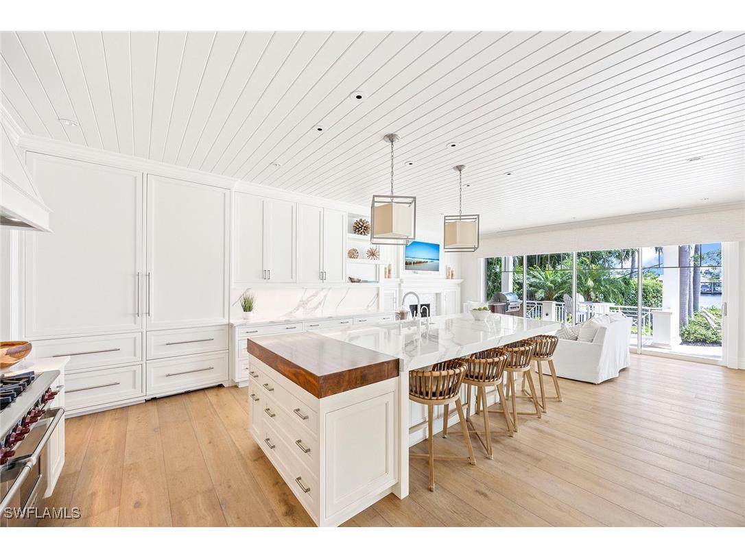 221 Aqua Court Naples FL 34102 225070603 image14