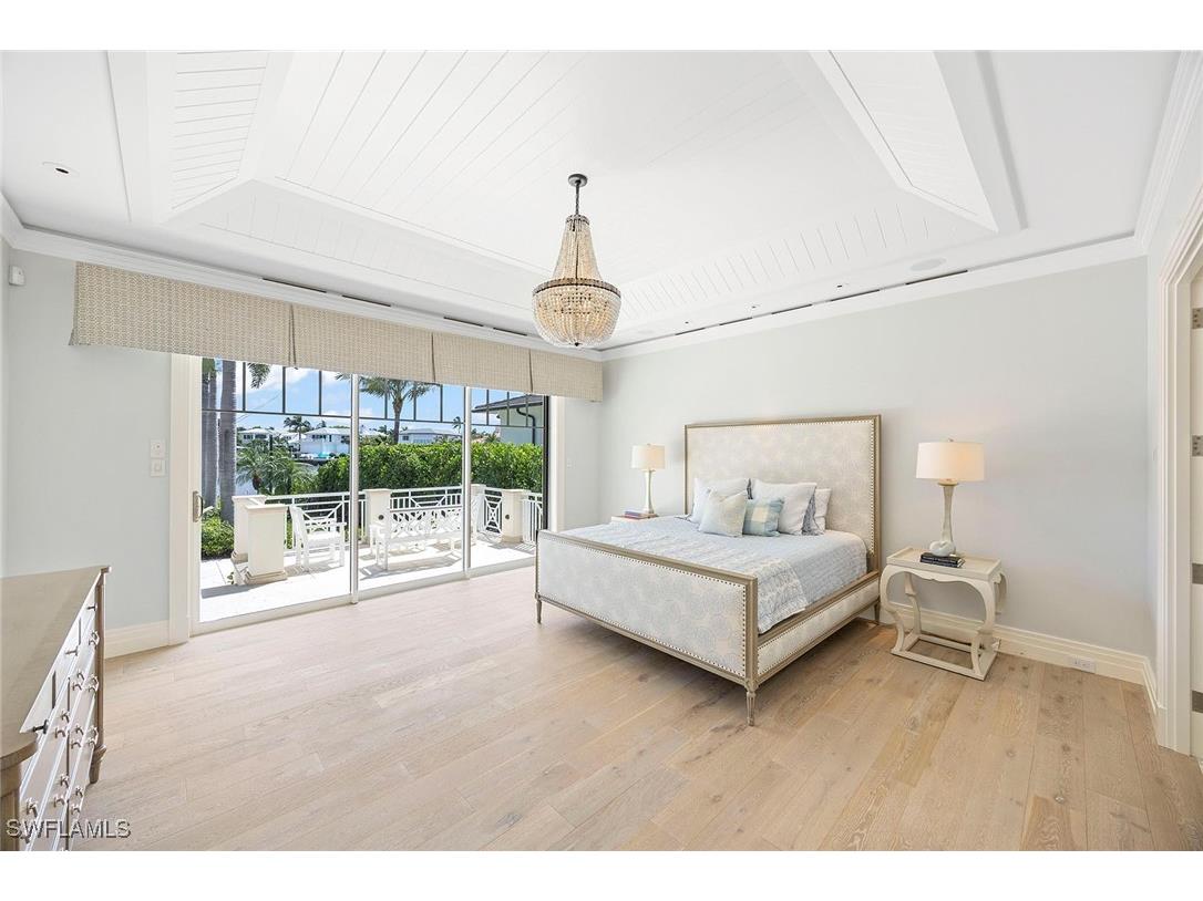 221 Aqua Court Naples FL 34102 225070603 image21