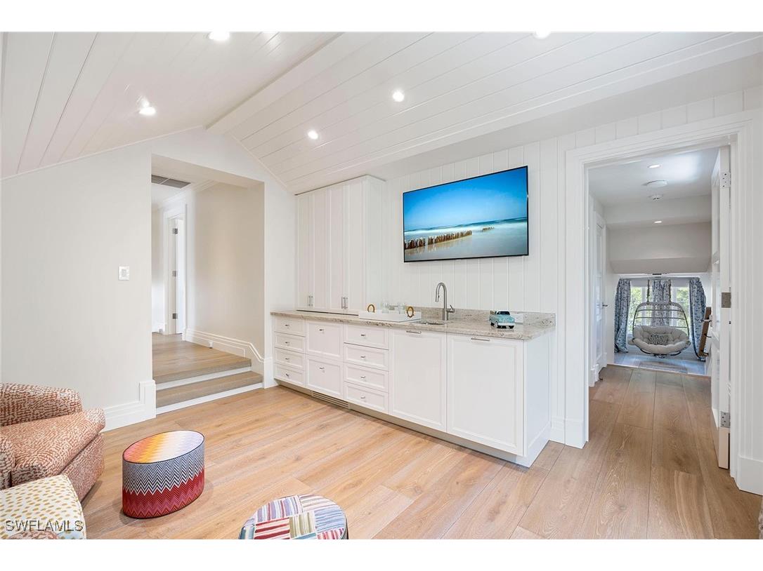 221 Aqua Court Naples FL 34102 225070603 image33