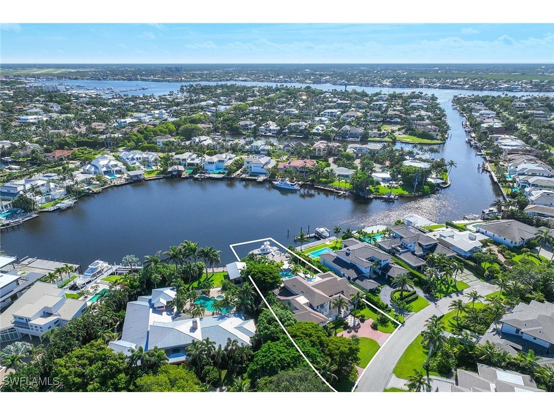 221 Aqua Court Naples FL 34102 225070603 image35