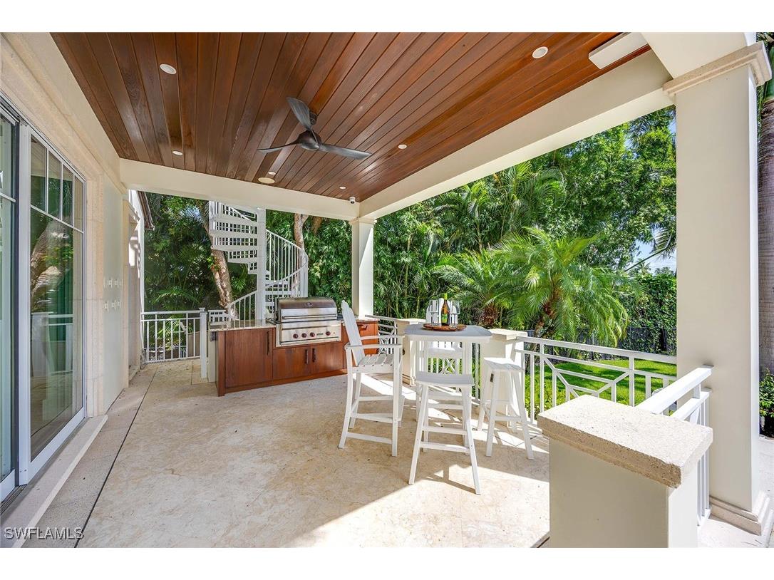 221 Aqua Court Naples FL 34102 225070603 image38