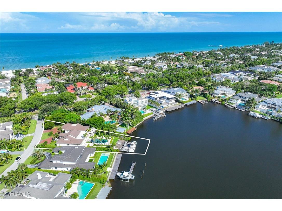 221 Aqua Court Naples FL 34102 225070603 image7