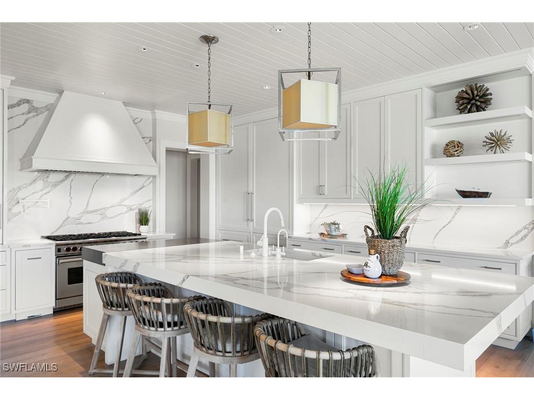221 Aqua Court Naples FL 34102 226001865 image10