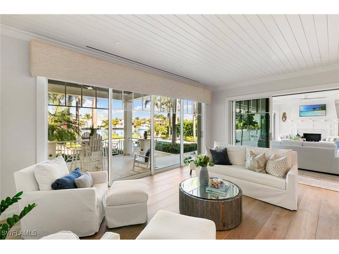 221 Aqua Court Naples FL 34102 226001865 image18