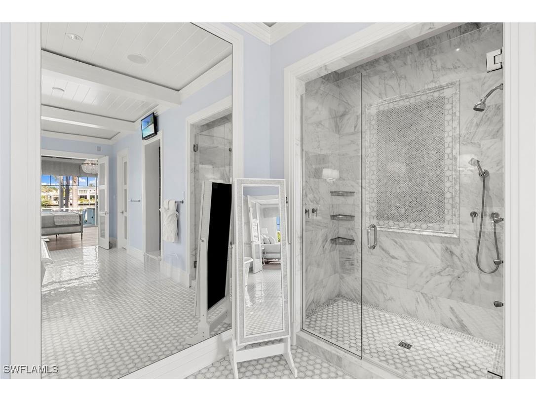 221 Aqua Court Naples FL 34102 226001865 image24