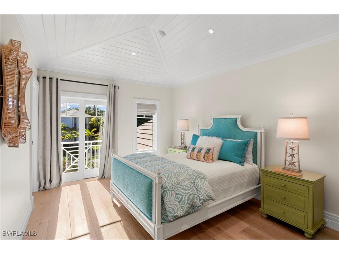 221 Aqua Court Naples FL 34102 226001865 image30