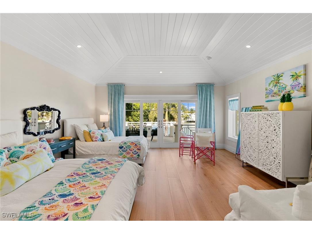 221 Aqua Court Naples FL 34102 226001865 image37