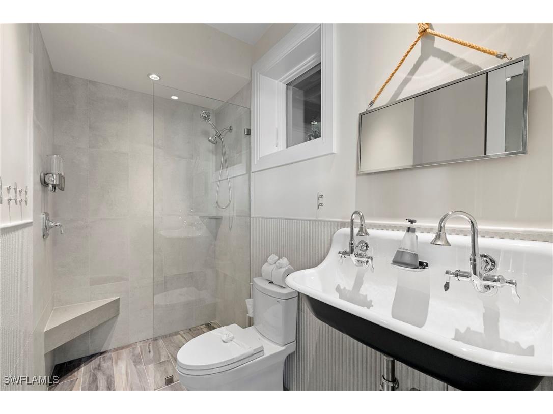 221 Aqua Court Naples FL 34102 226001865 image39