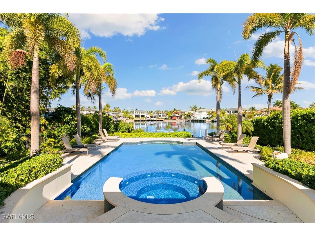 221 Aqua Court Naples FL 34102 226001865 image43