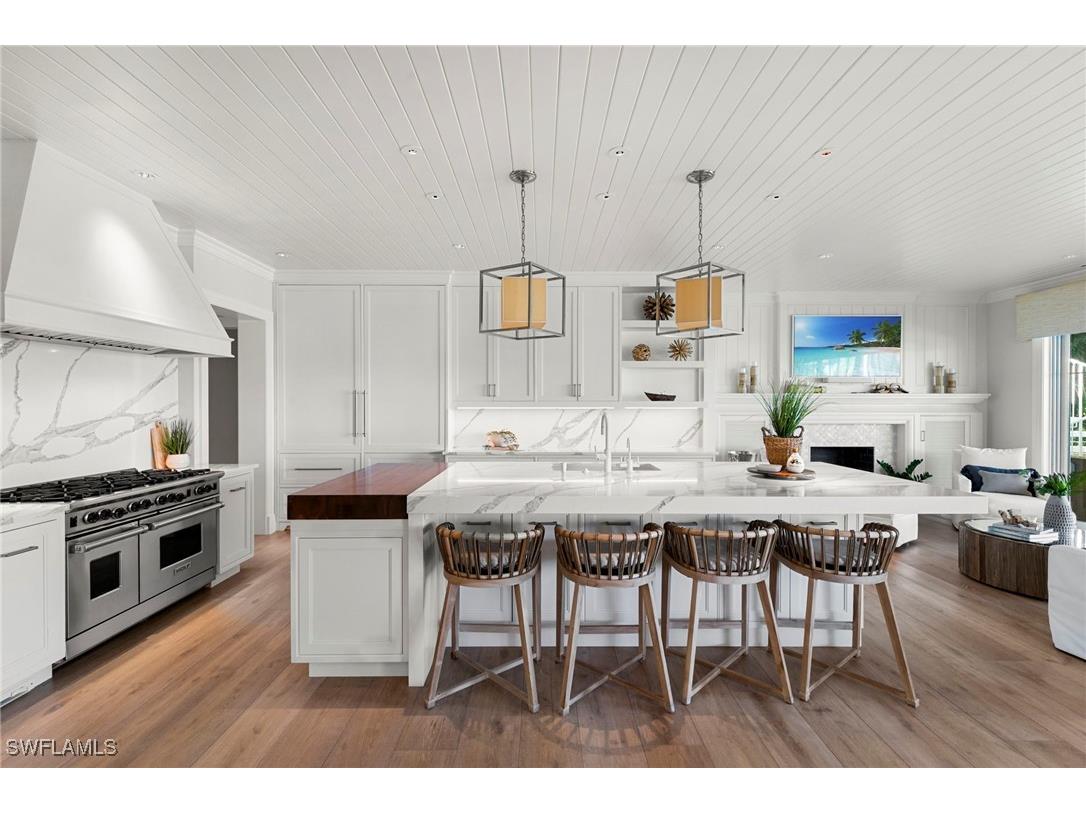 221 Aqua Court Naples FL 34102 226001865 image9
