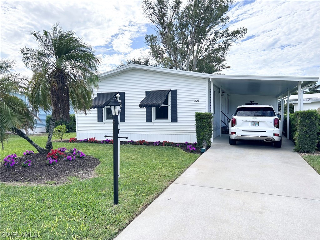 221 Belle Isle Court Naples FL 34112 223090179 image1