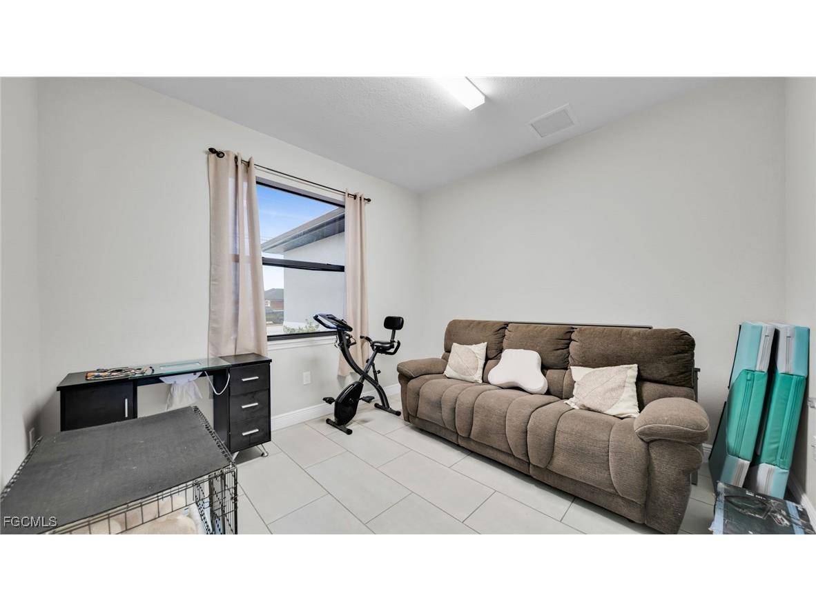 221 Chiquita Boulevard N Cape Coral FL 33993 2026003738 image10
