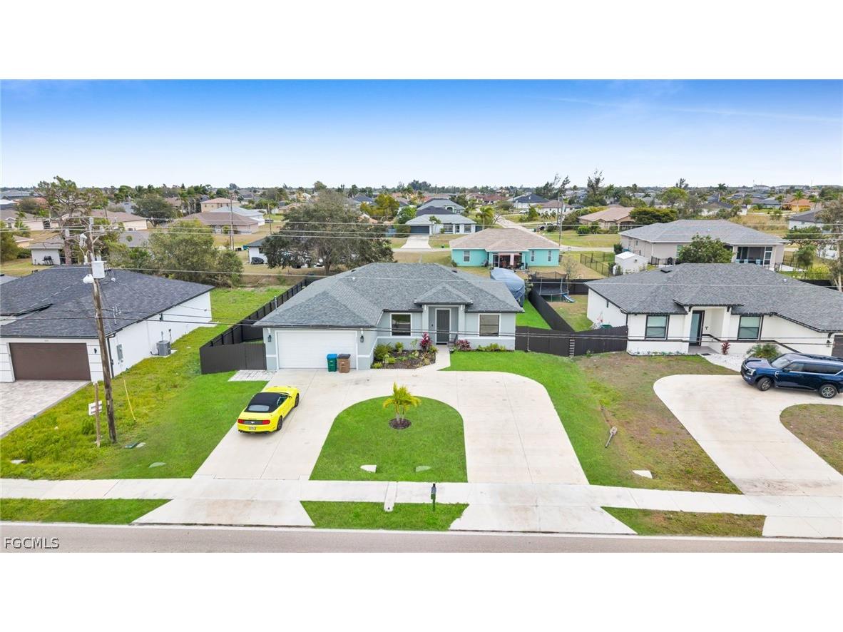 221 Chiquita Boulevard N Cape Coral FL 33993 2026010955 image1