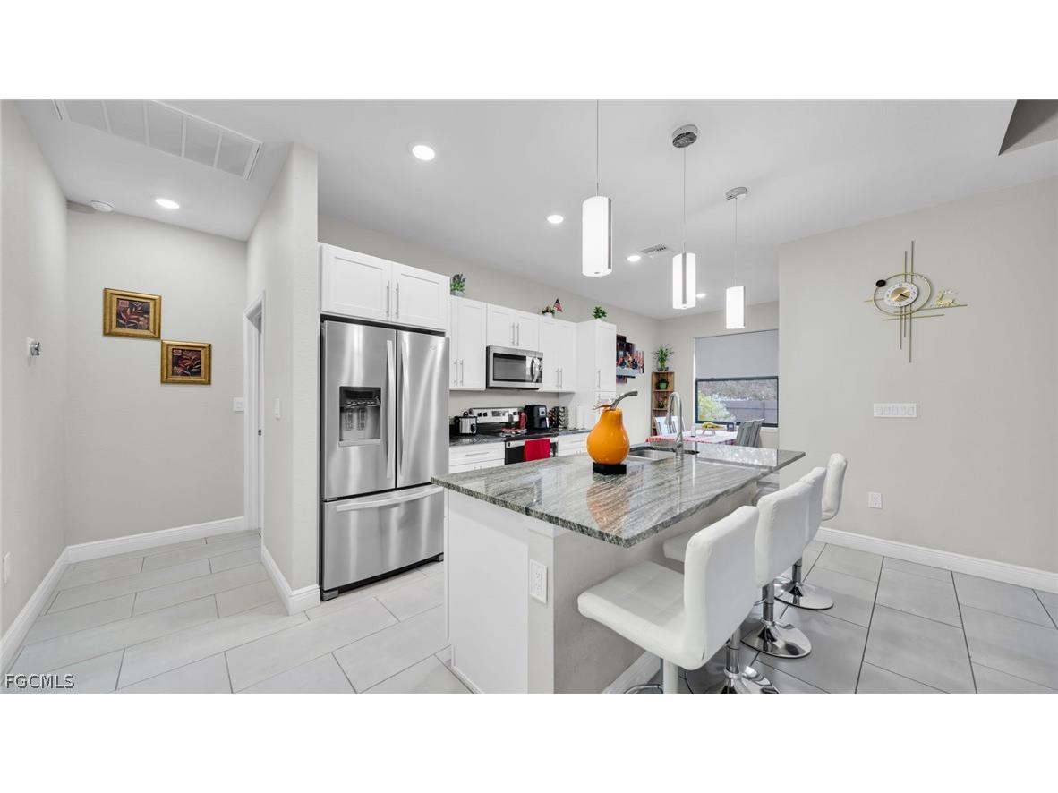 221 Chiquita Boulevard N Cape Coral FL 33993 2026010955 image12