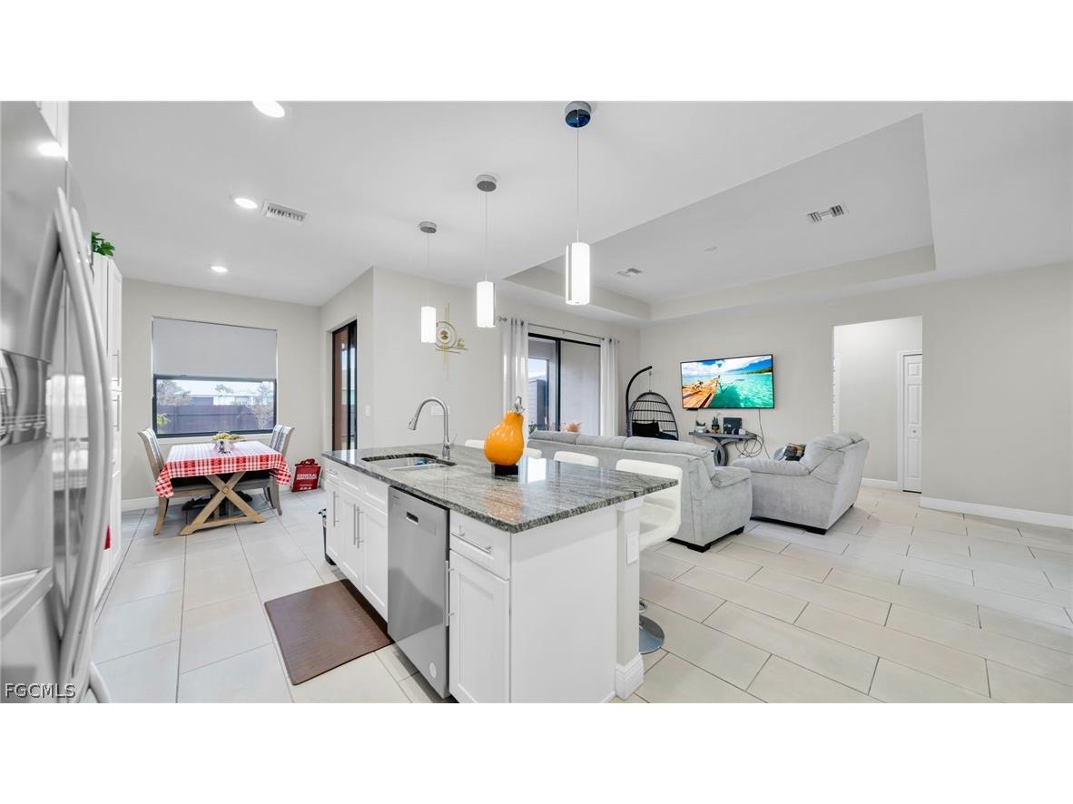 221 Chiquita Boulevard N Cape Coral FL 33993 2026010955 image13
