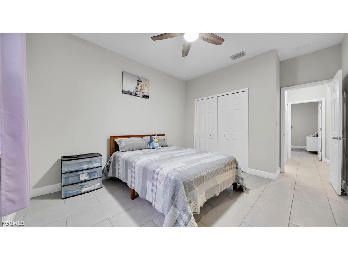 221 Chiquita Boulevard N Cape Coral FL 33993 2026010955 image25
