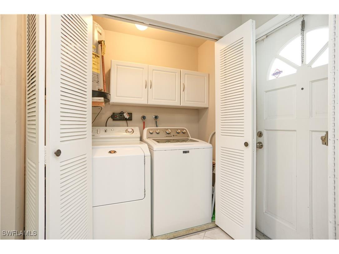 221 Cypress Way E #201 Naples FL 34110 225065381 image20