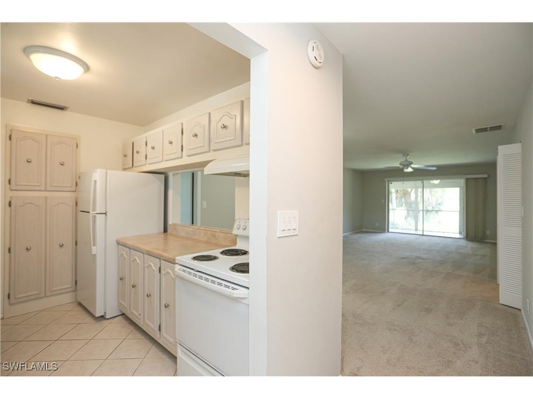 221 Cypress Way E #201 Naples FL 34110 225065381 image24