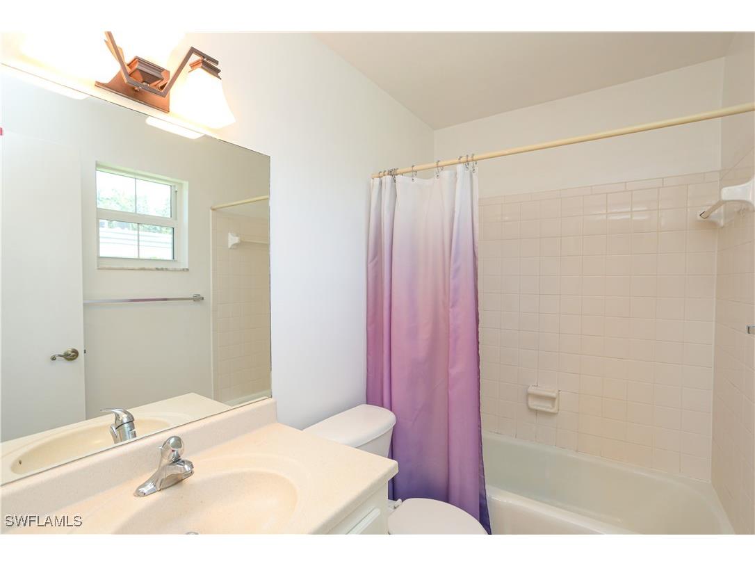 221 Cypress Way E #201 Naples FL 34110 225065381 image39