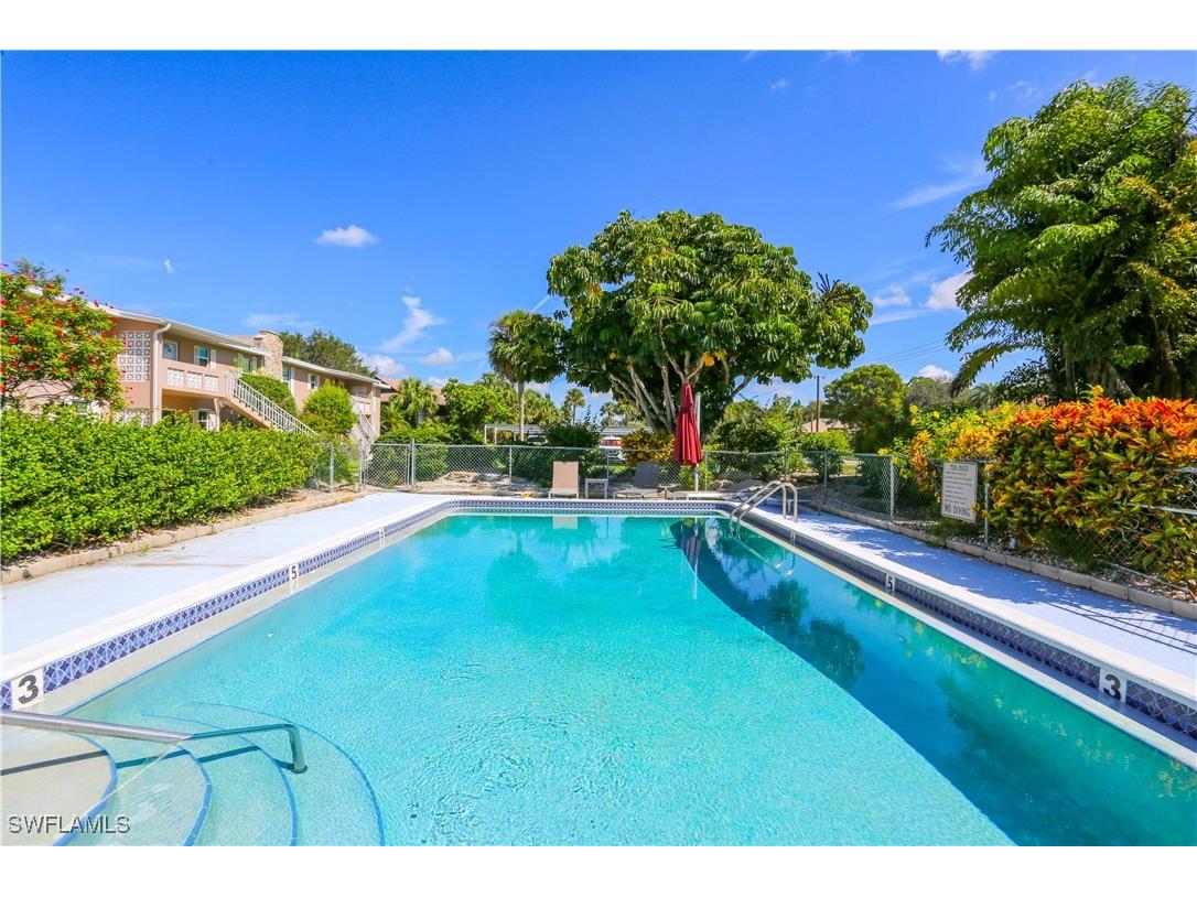 221 Cypress Way E #201 Naples FL 34110 225065381 image7