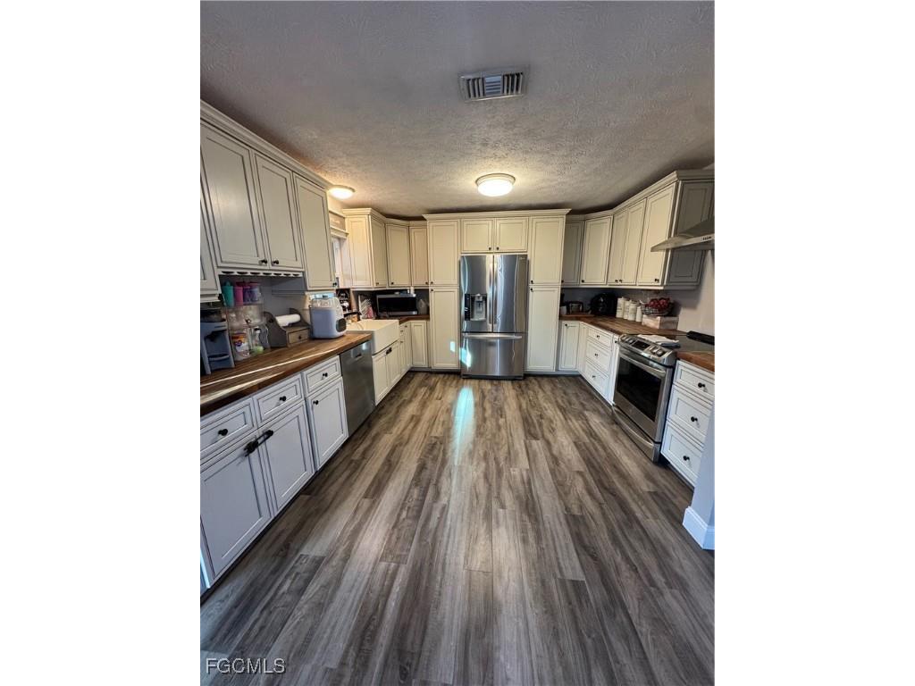 221 De Soto Avenue Clewiston FL 33440 2025013665 image3