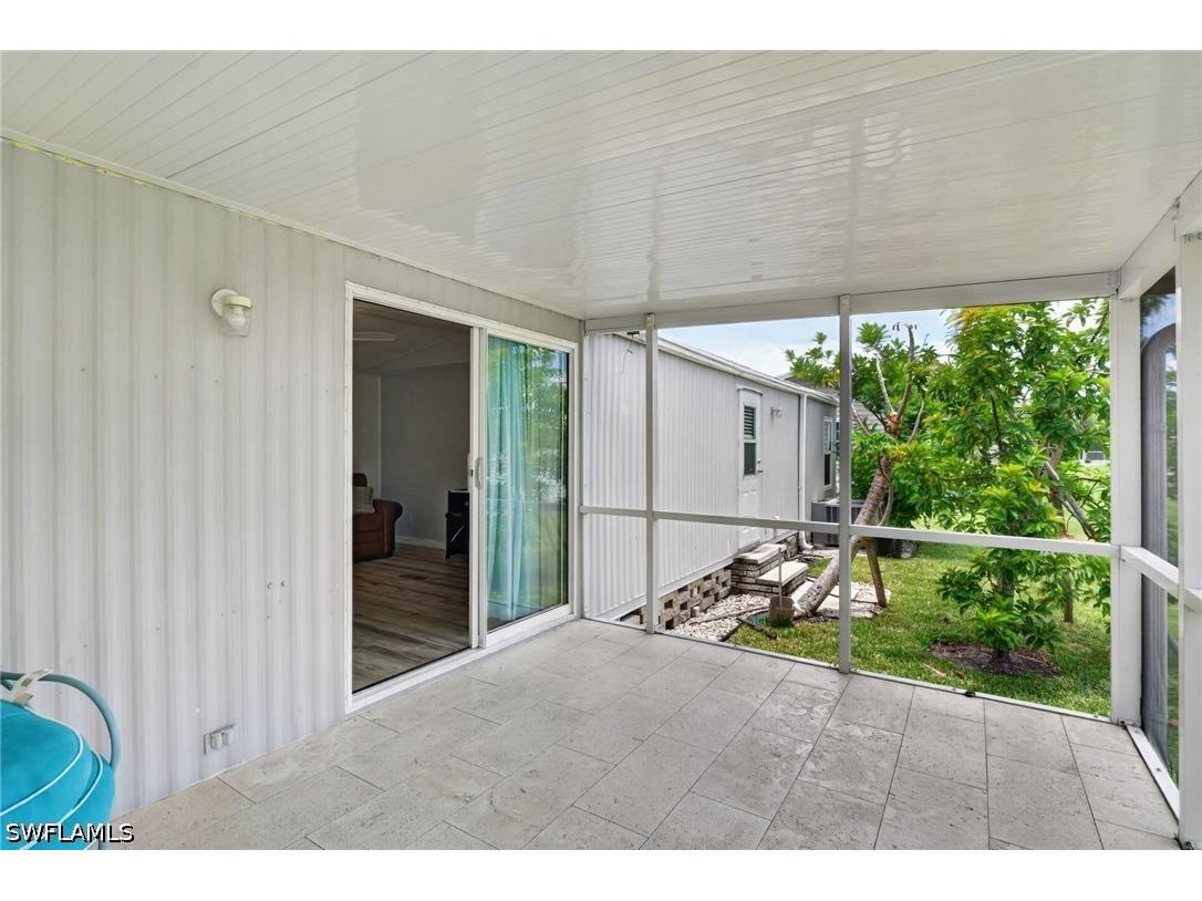 221 Grassy Key Lane Naples FL 34114 226022967 image28