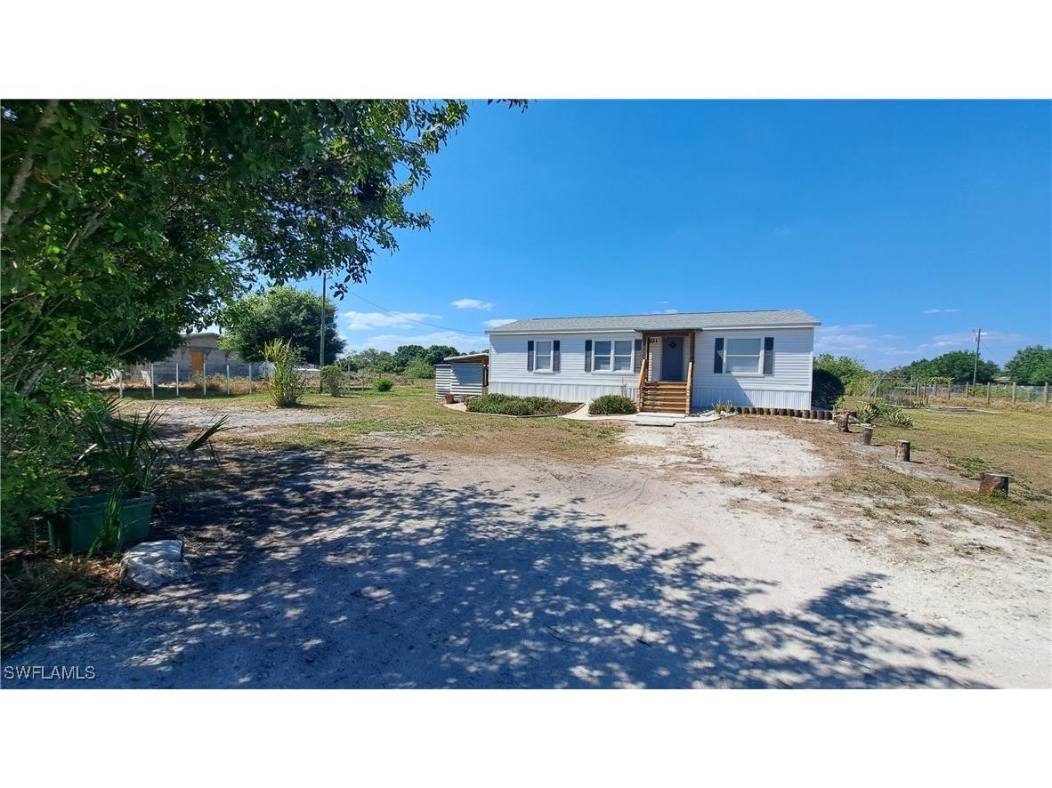 221 Horse Club Avenue Clewiston FL 33440 225038325 image1