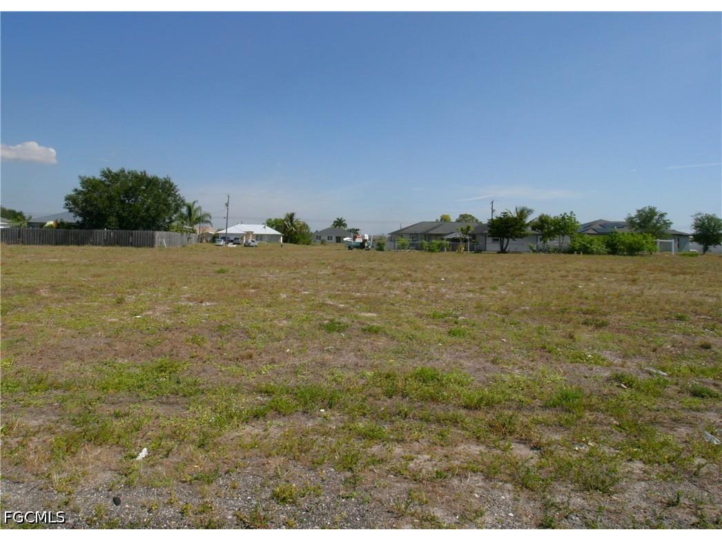 221 Kismet Parkway W Cape Coral FL 33993 2026019968 image3