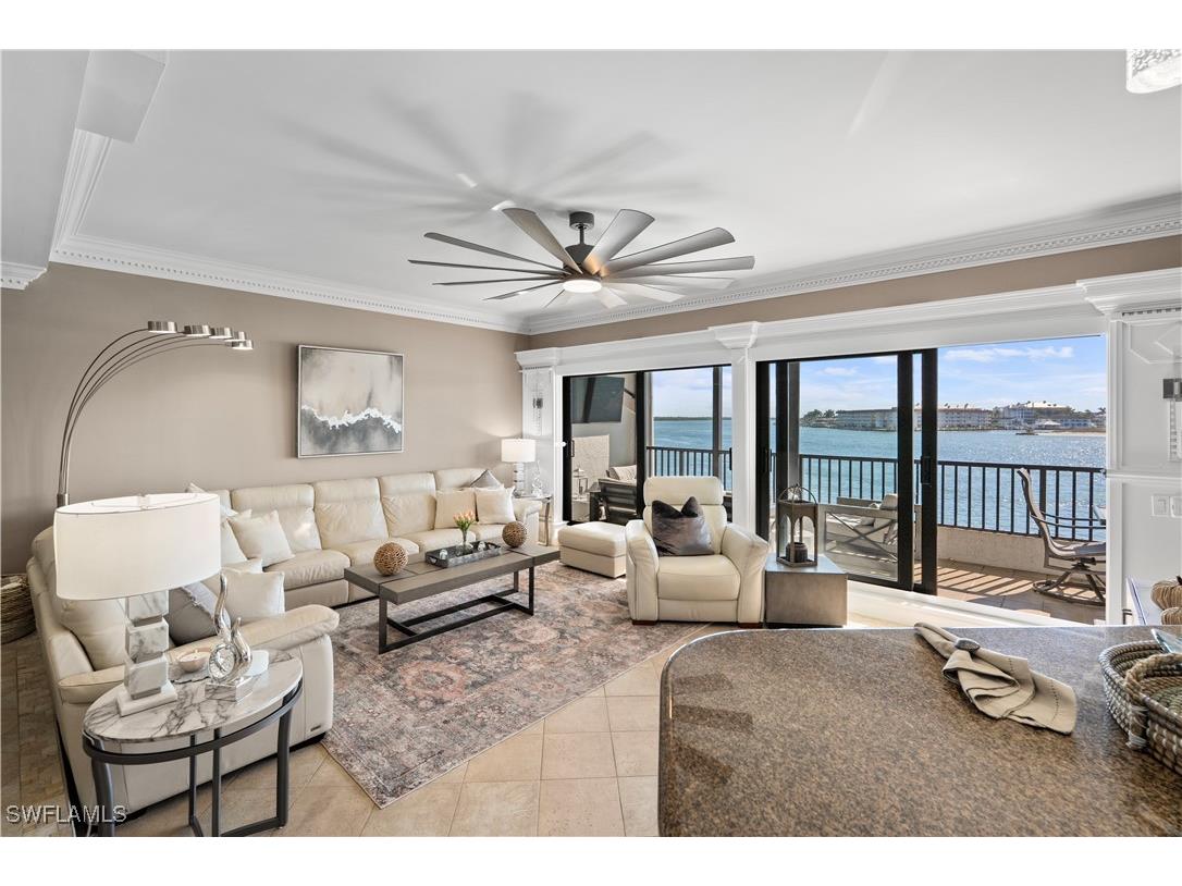 221 La Peninsula Boulevard #221 Naples FL 34113 225081116 image1