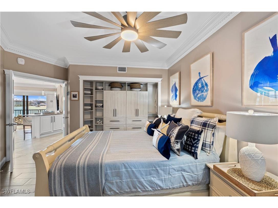 221 La Peninsula Boulevard #221 Naples FL 34113 225081116 image19