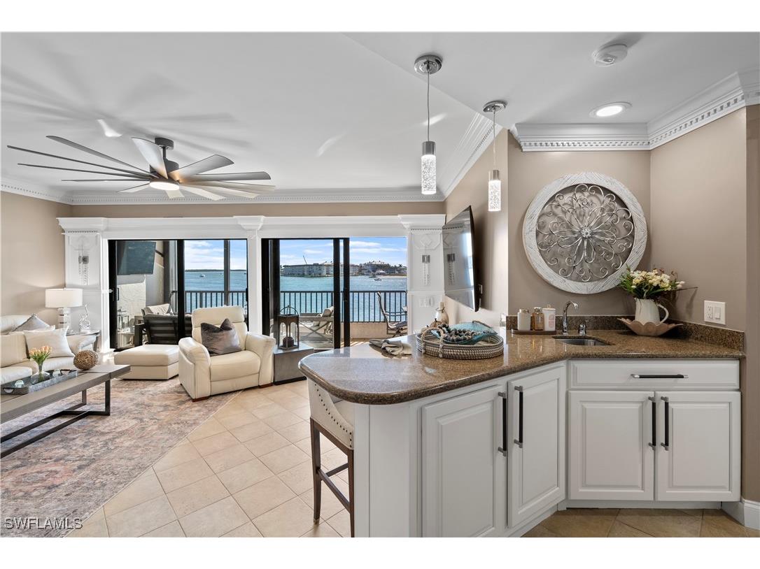 221 La Peninsula Boulevard #221 Naples FL 34113 225081116 image21