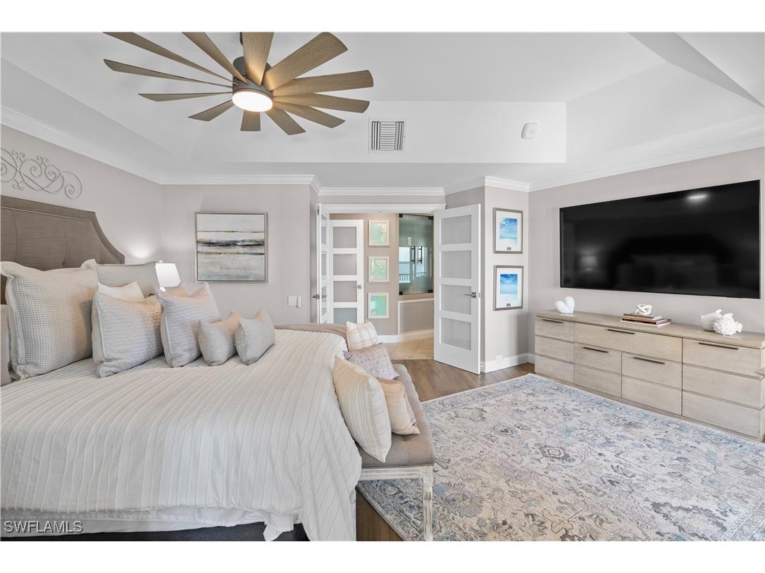 221 La Peninsula Boulevard #221 Naples FL 34113 225081116 image25