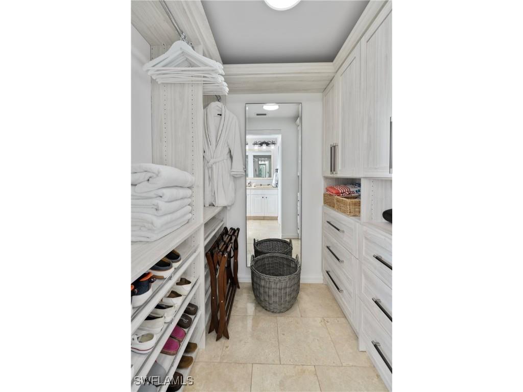 221 La Peninsula Boulevard #221 Naples FL 34113 225081116 image27