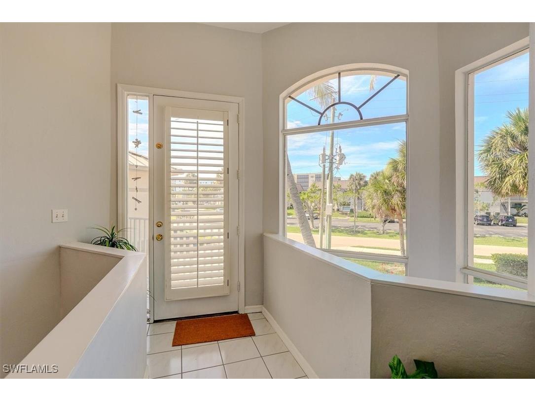 221 Lenell Road #1 (5 A ) Fort Myers Beach FL 33931 225048381 image3