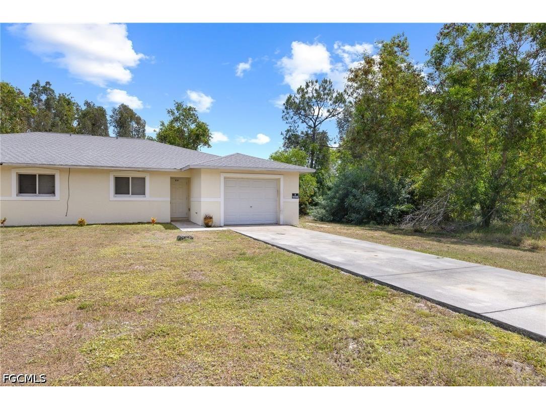 221 Meadow Road Lehigh Acres FL 33973 2026023731 image1