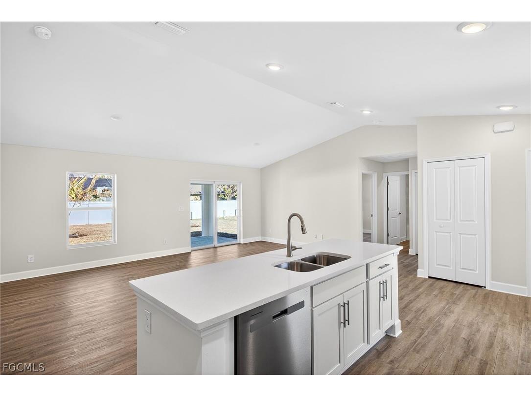 221 NW 15th Street Cape Coral FL 33993 2026007579 image13