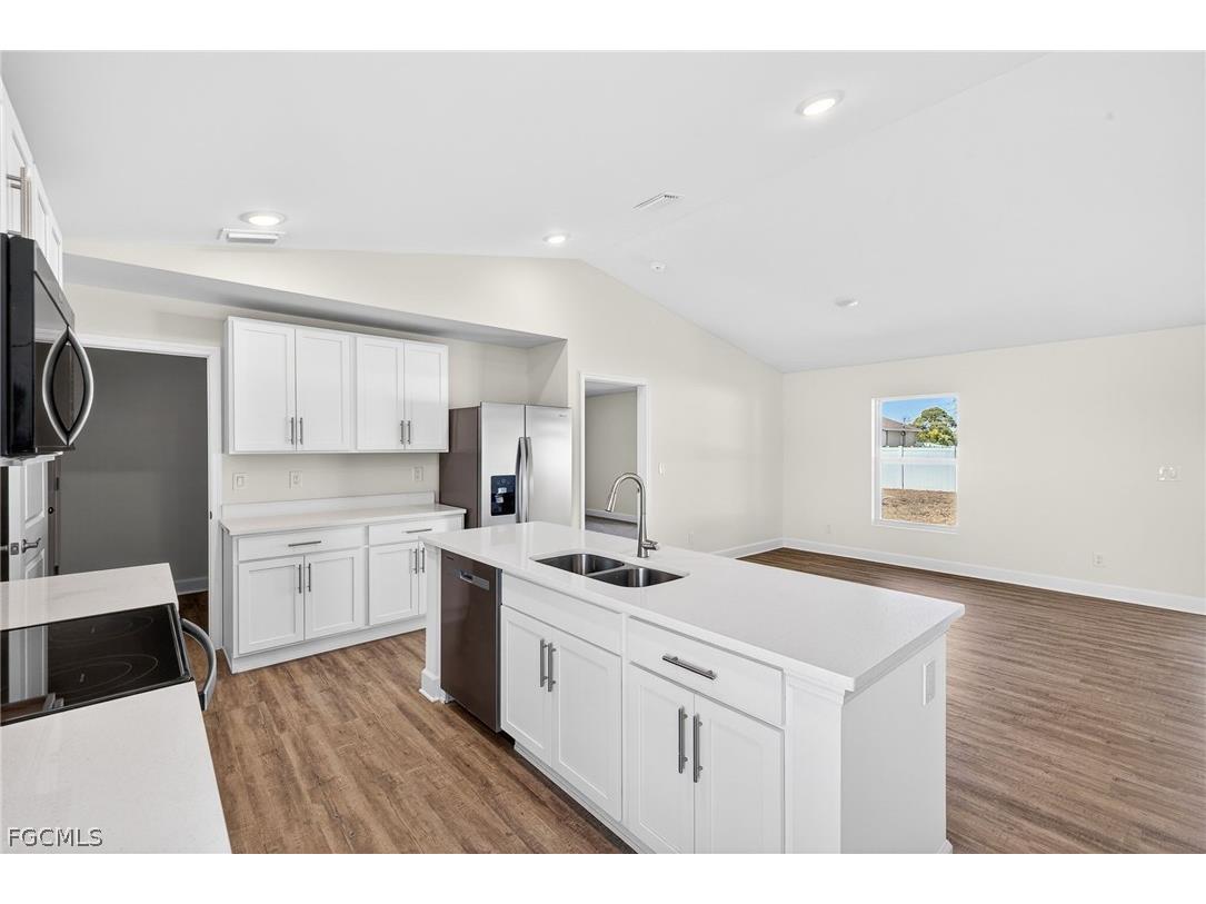 221 NW 15th Street Cape Coral FL 33993 2026007579 image14